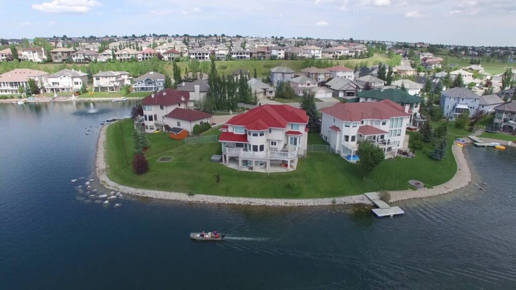 Calgary Real Estate Investing: Why I Prefer Detached Homes